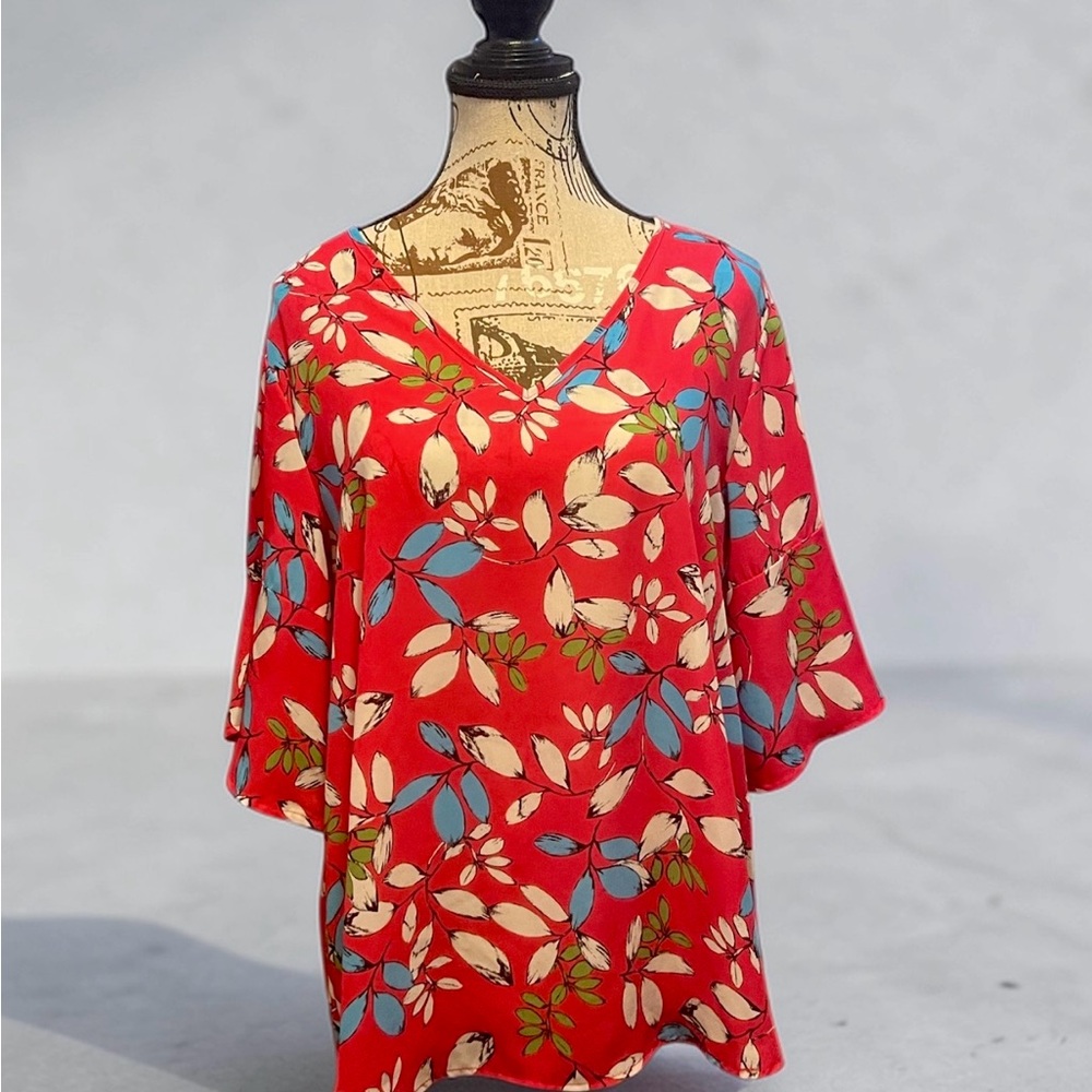 Andrée by Unit Leaf Print V-Neck Top in Pink - Size L - Like New